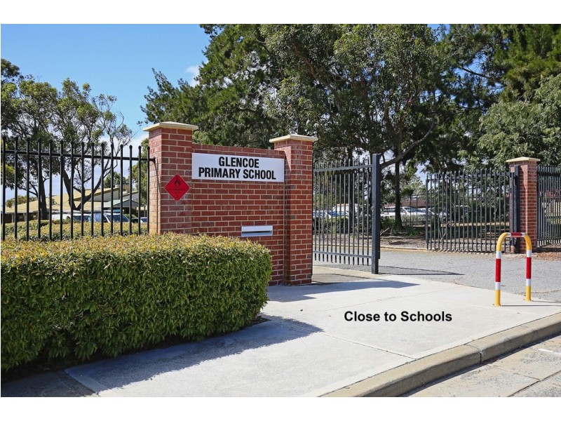 58 Leisure way, Halls Head WA 6210