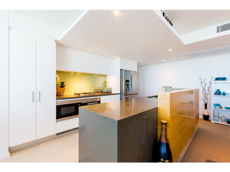 1306/3 Marco Polo Drive, Mandurah WA 6210