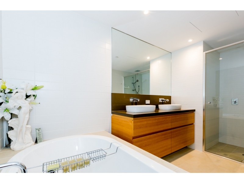 1306/3 Marco Polo Drive, Mandurah WA 6210