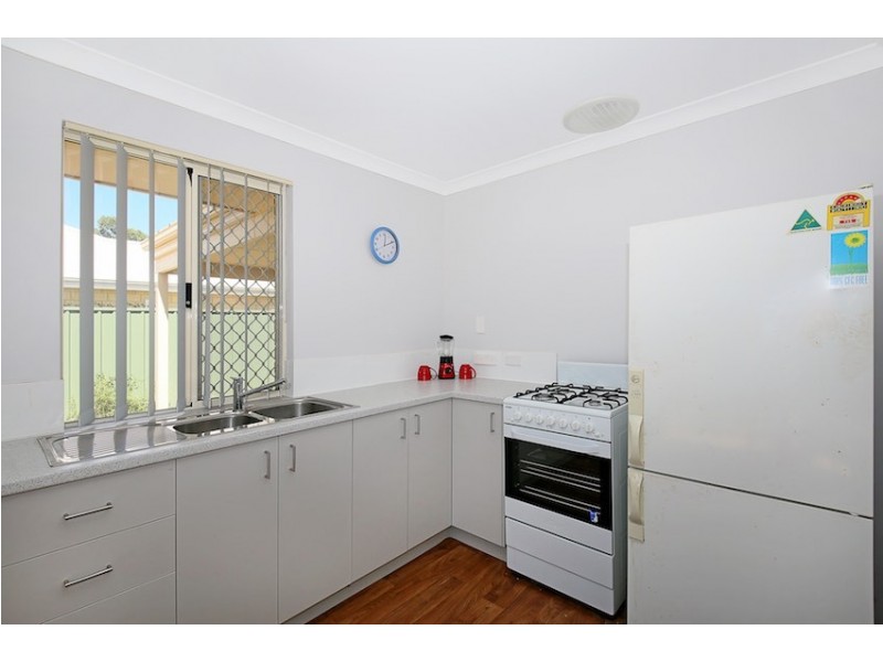 10 Encourage Loop, Dudley Park WA 6210