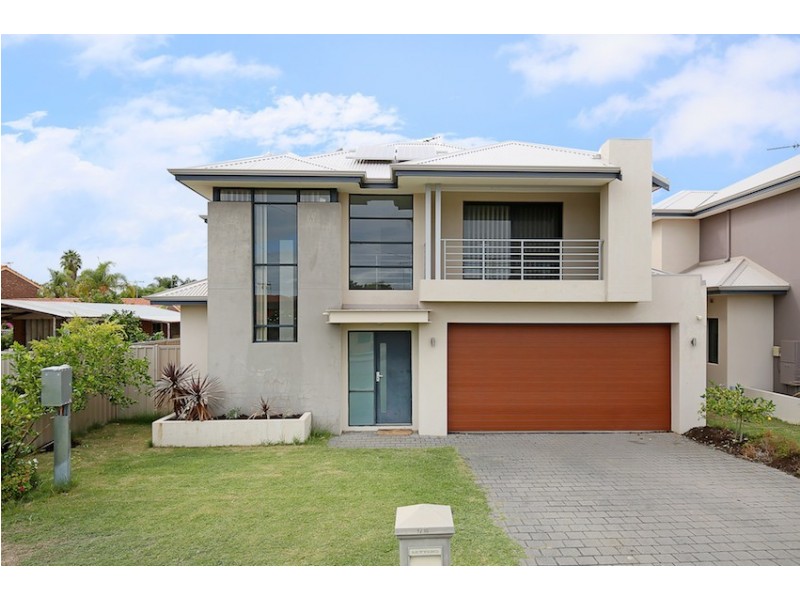 1/16 Churchill Avenue, Dudley Park WA 6210