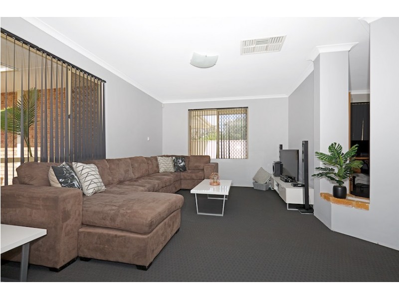 22 Herald Rise, Greenfields WA 6210