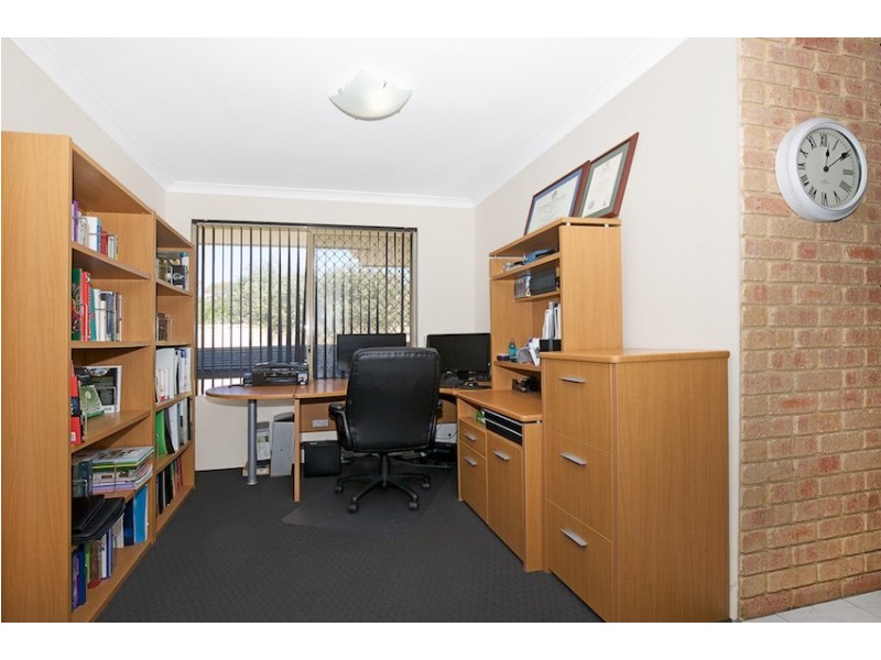 22 Herald Rise, Greenfields WA 6210