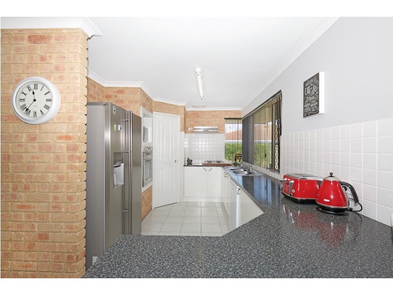 22 Herald Rise, Greenfields WA 6210