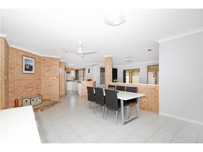 22 Herald Rise, Greenfields WA 6210