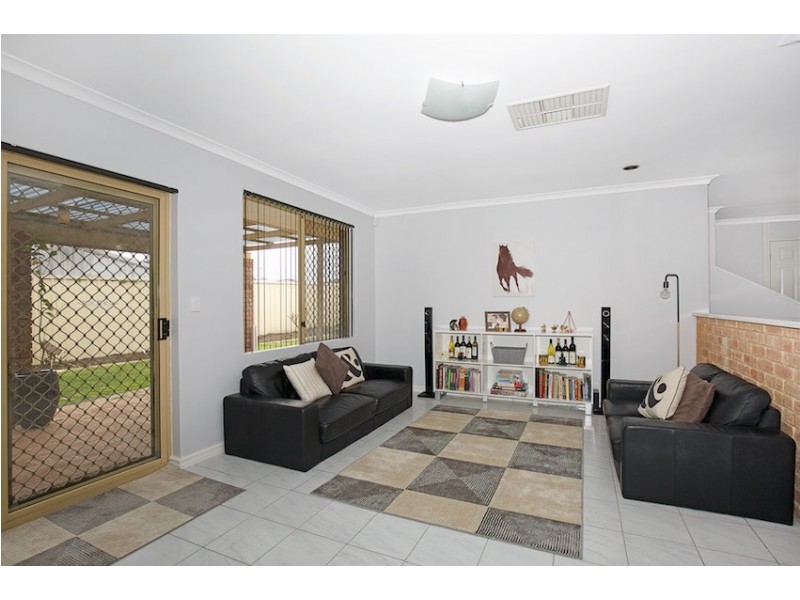 22 Herald Rise, Greenfields WA 6210