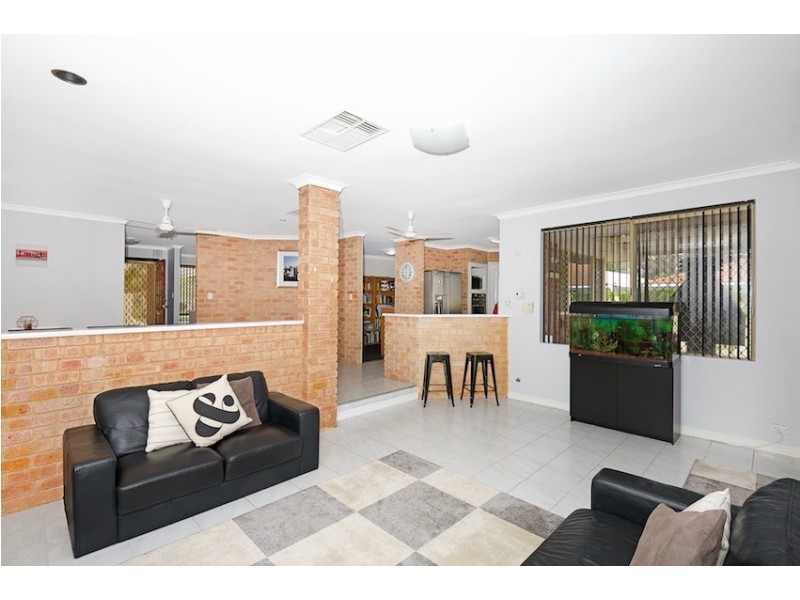 22 Herald Rise, Greenfields WA 6210