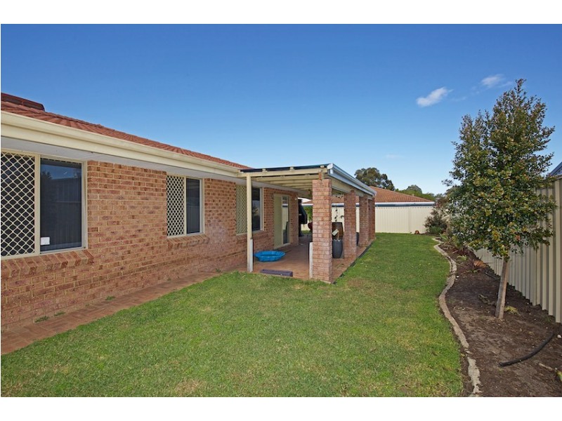 22 Herald Rise, Greenfields WA 6210
