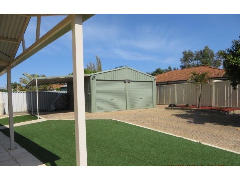 27 Templetonia Promenade, Halls Head WA 6210