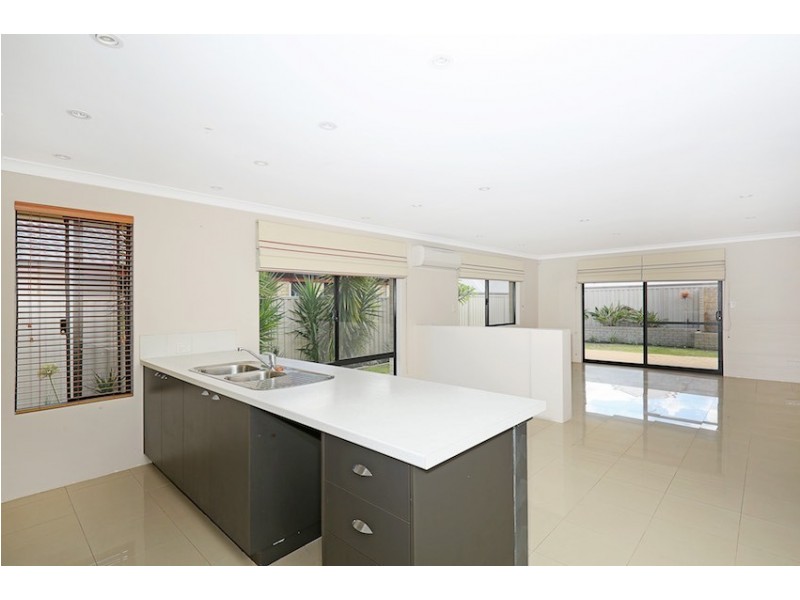 19 Menna Brace, Greenfields WA 6210