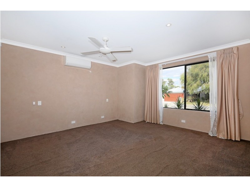 19 Menna Brace, Greenfields WA 6210