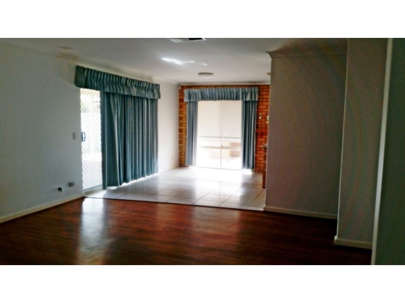 21 Cuvier Place, San Remo WA 6210