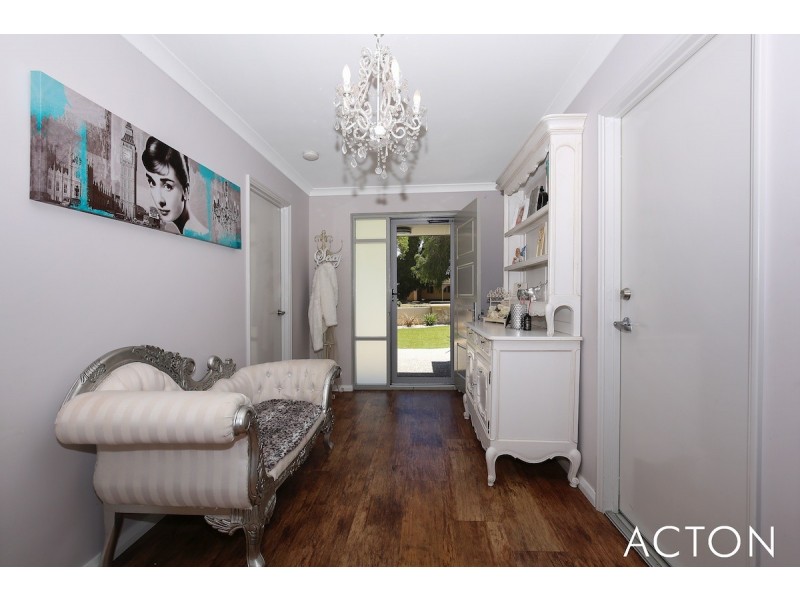 1 Linley Road, Wannanup WA 6210