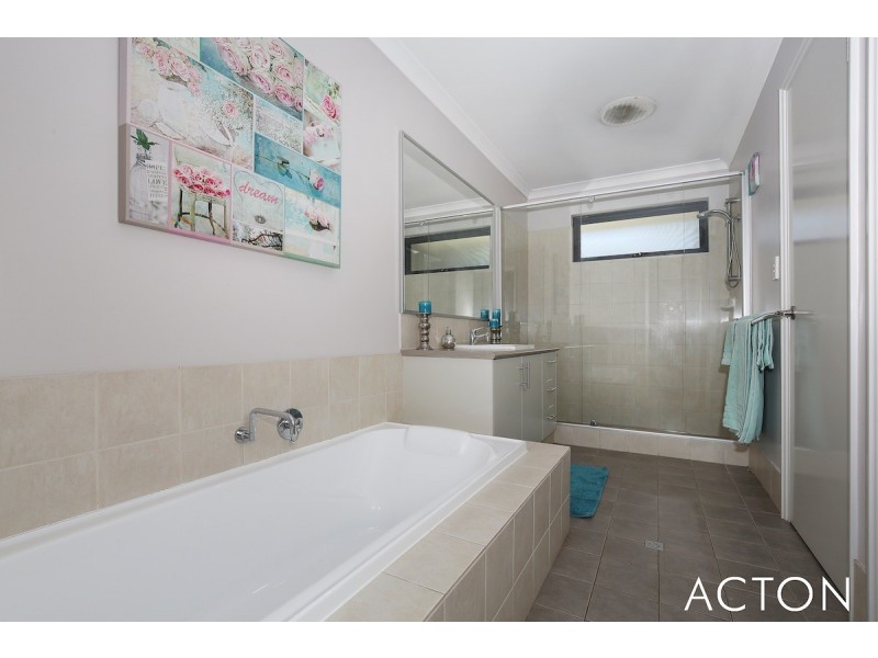 1 Linley Road, Wannanup WA 6210