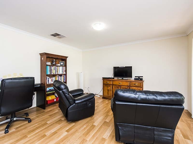 44 Goldseeker Loop, Ravenswood WA 6208