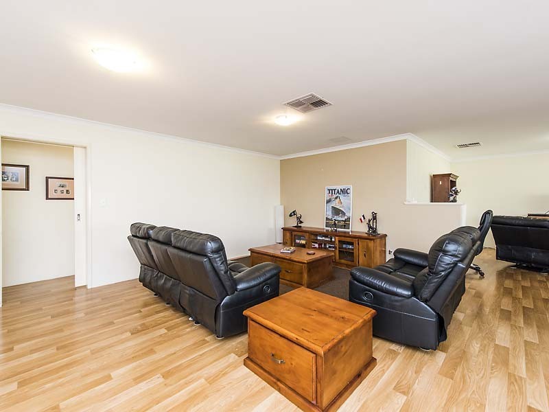 44 Goldseeker Loop, Ravenswood WA 6208