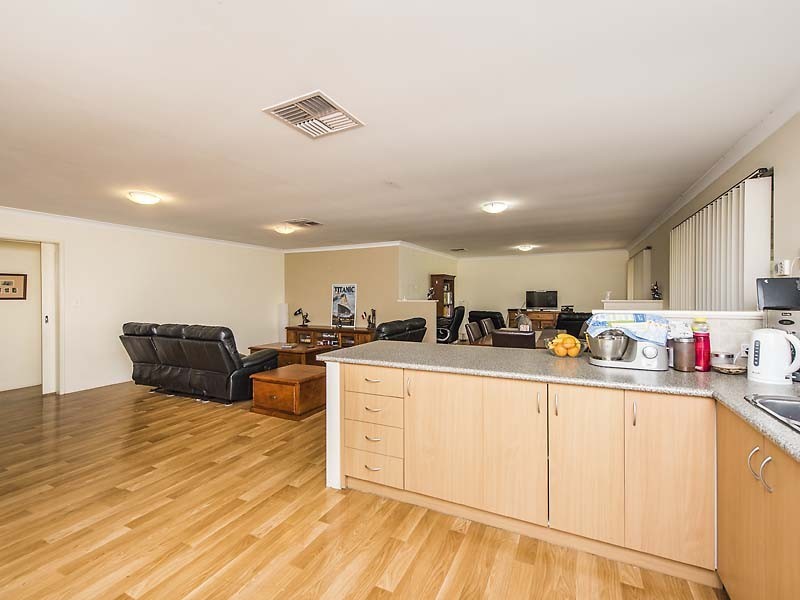 44 Goldseeker Loop, Ravenswood WA 6208