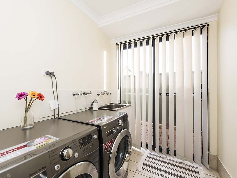 44 Goldseeker Loop, Ravenswood WA 6208