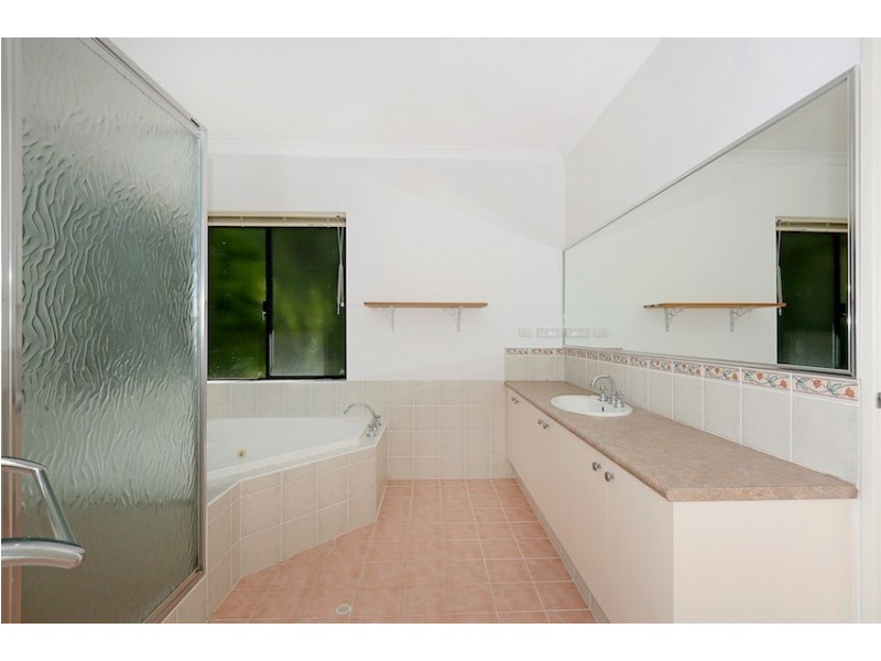 3 Wirra Lane, Lakelands WA 6180