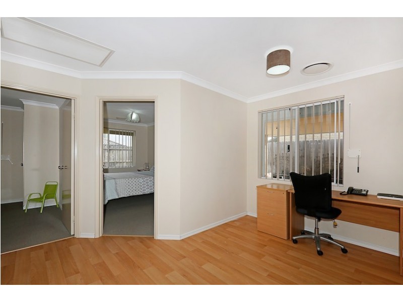 16 Wanjeep Street, Dudley Park WA 6210