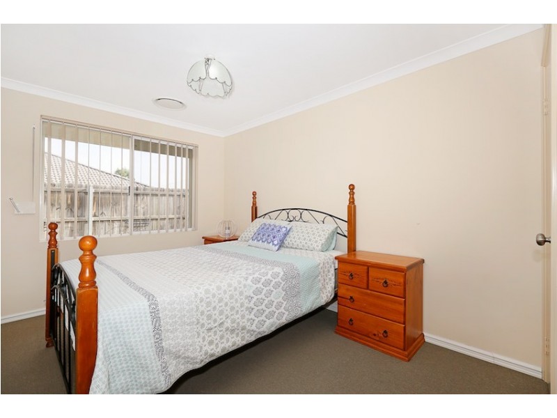 16 Wanjeep Street, Dudley Park WA 6210