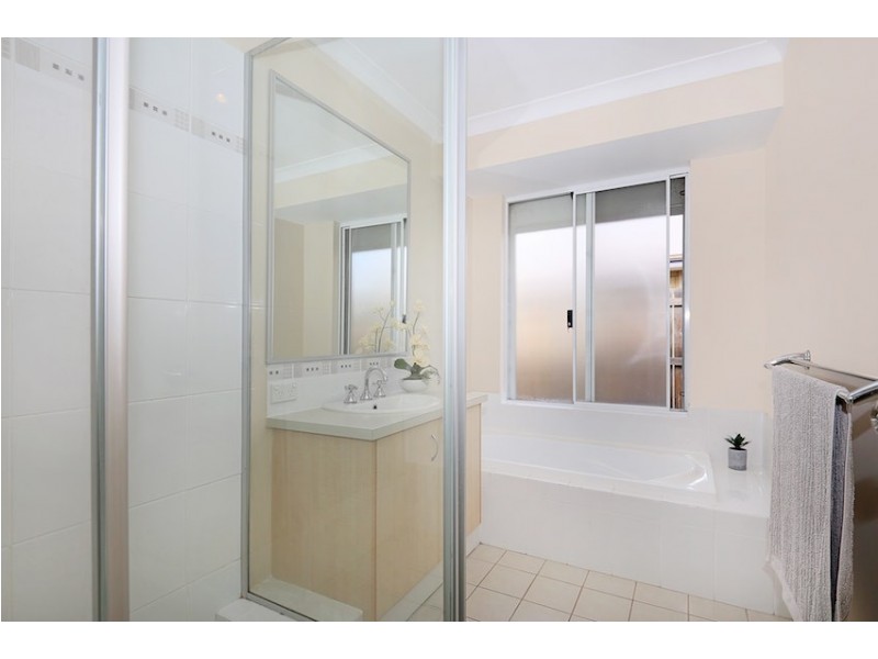 16 Wanjeep Street, Dudley Park WA 6210