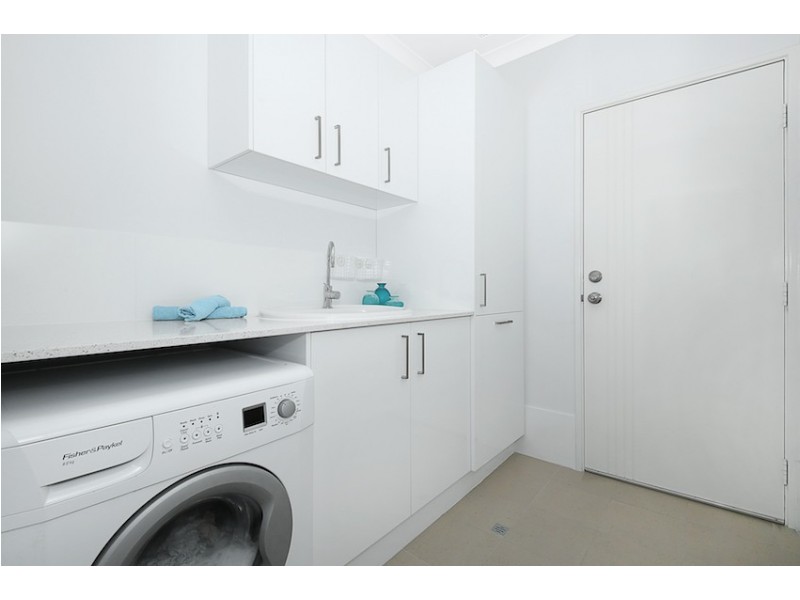 55 Ravendale Drive, Dudley Park WA 6210