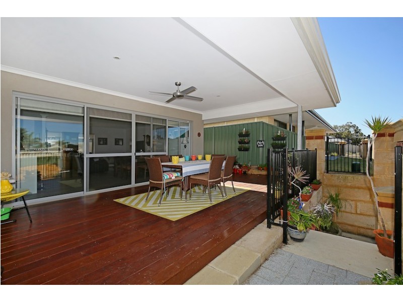 55 Ravendale Drive, Dudley Park WA 6210