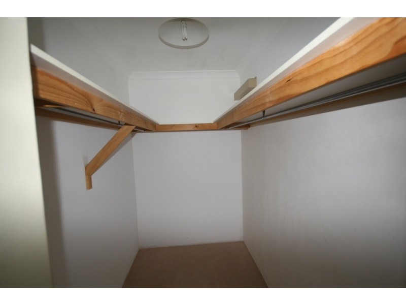 9 Tacoma Loop, Dudley Park WA 6210