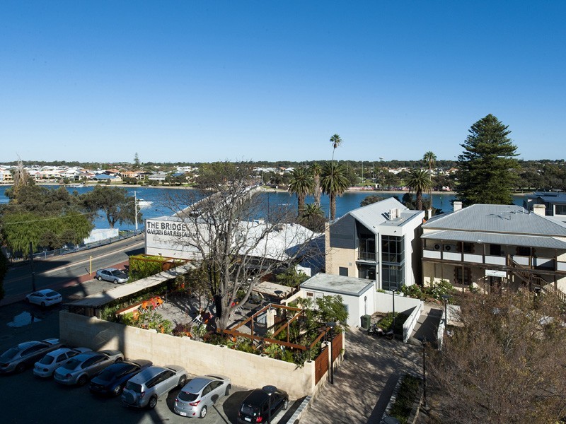 13/1 Barracks Lane, Mandurah WA 6210