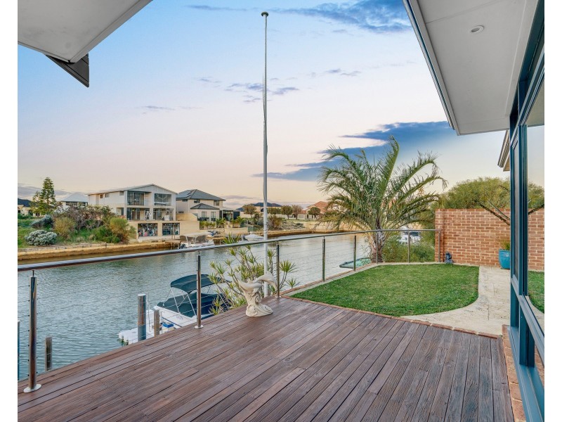 68 Avocet Island Quays, Wannanup WA 6210