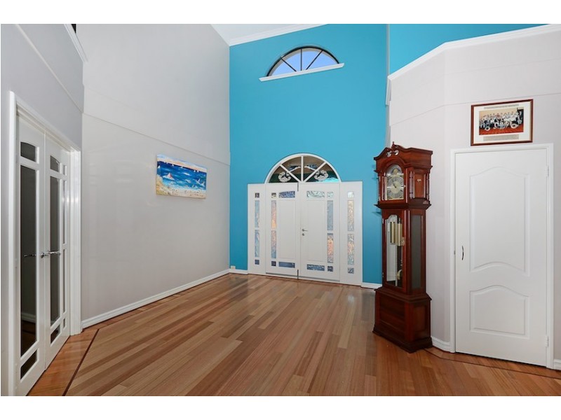 42 Santavea Mews, Halls Head WA 6210