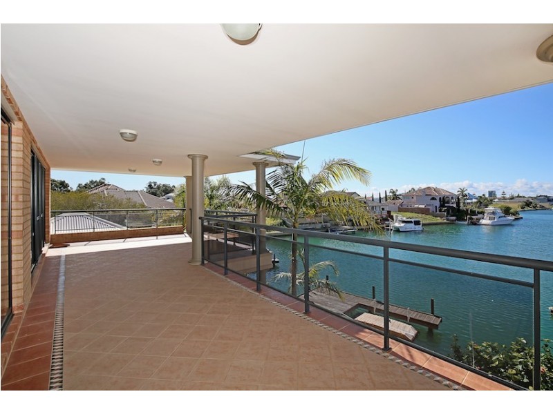 42 Santavea Mews, Halls Head WA 6210