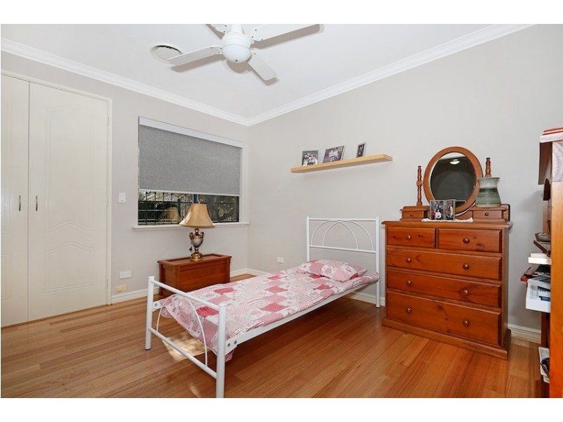 42 Santavea Mews, Halls Head WA 6210