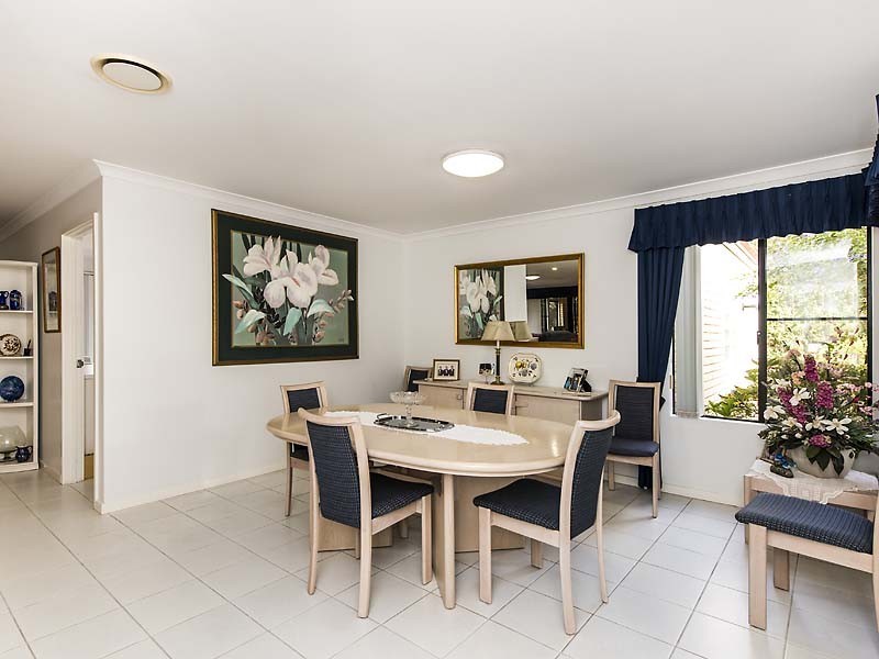 3 Heather Gardens, Halls Head WA 6210