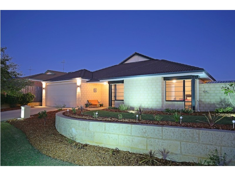 37 Bookleaf Loop, Halls Head WA 6210