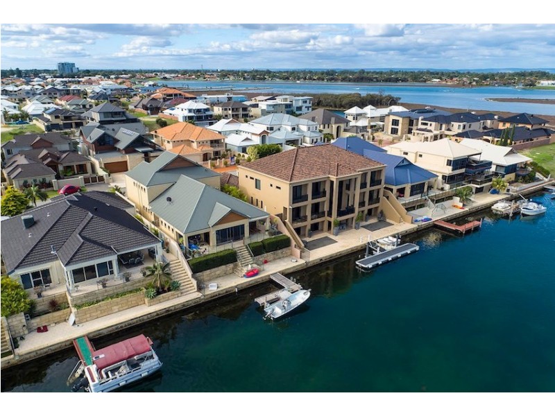 29 Brindabella Crescent, Halls Head WA 6210