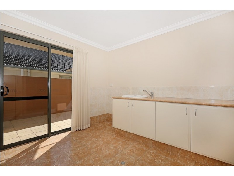 29 Brindabella Crescent, Halls Head WA 6210