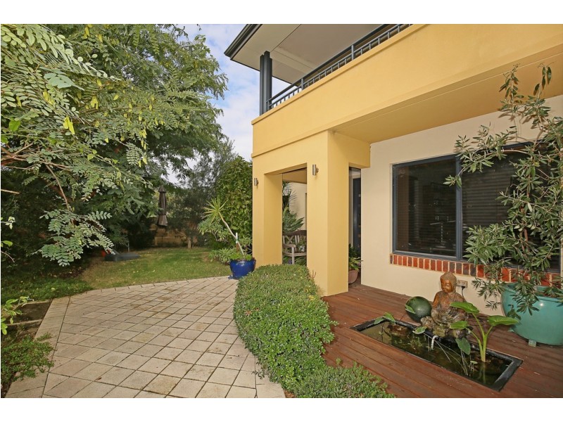 96 McLarty Road, Halls Head WA 6210