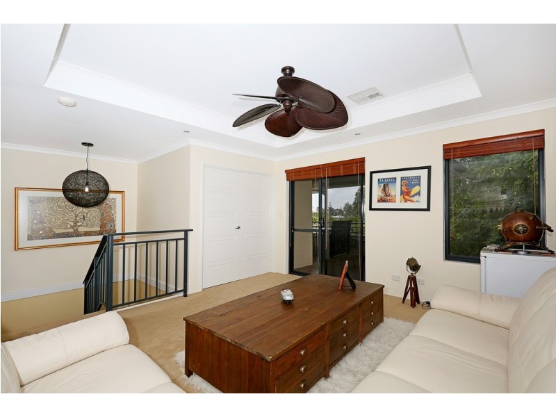 96 McLarty Road, Halls Head WA 6210