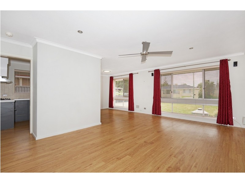 17 Vance Street, Dudley Park WA 6210