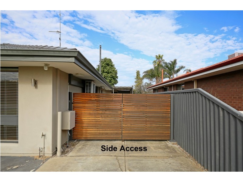 17 Vance Street, Dudley Park WA 6210