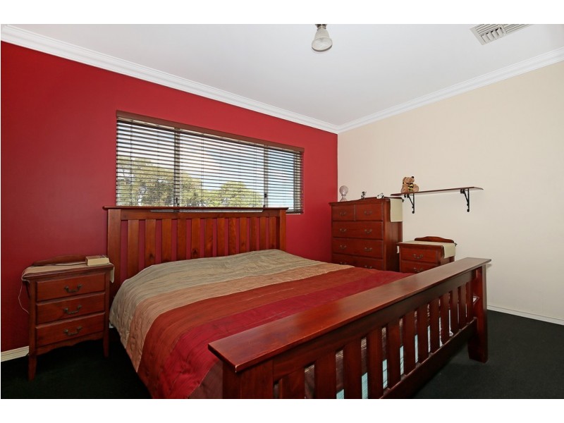 11 Assam Street, Madora Bay WA 6210