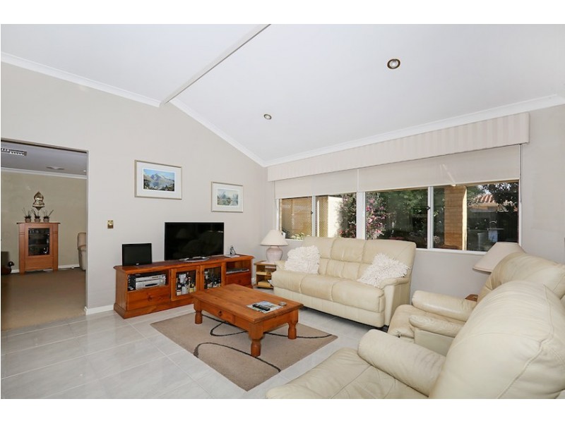 29 Willoughbridge Crescent, Erskine WA 6210