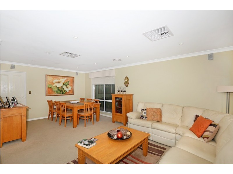 29 Willoughbridge Crescent, Erskine WA 6210