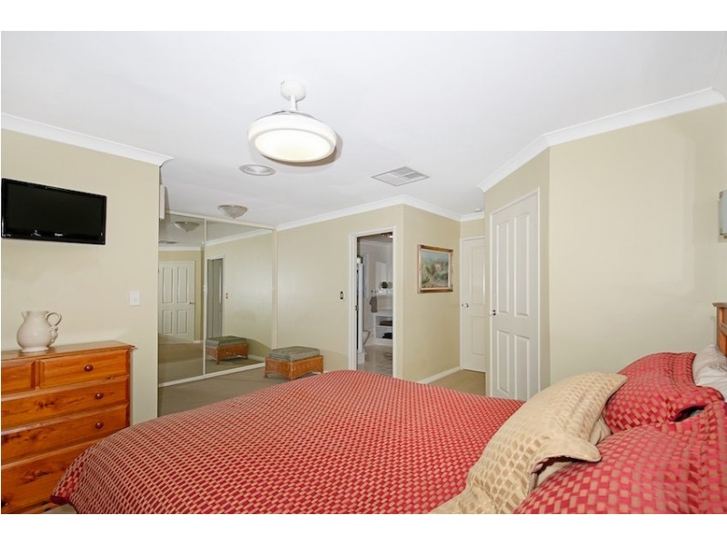 29 Willoughbridge Crescent, Erskine WA 6210