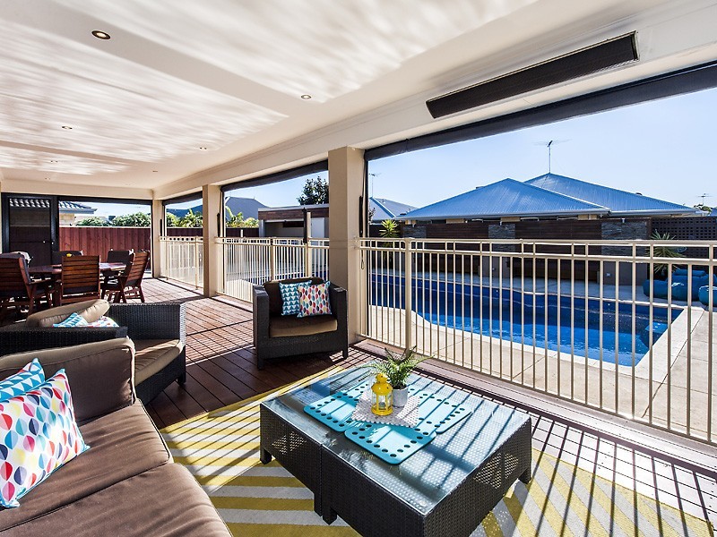 51 Marsdenia Road, Halls Head WA 6210