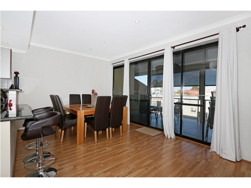 6/15 Davey Street, Mandurah WA 6210