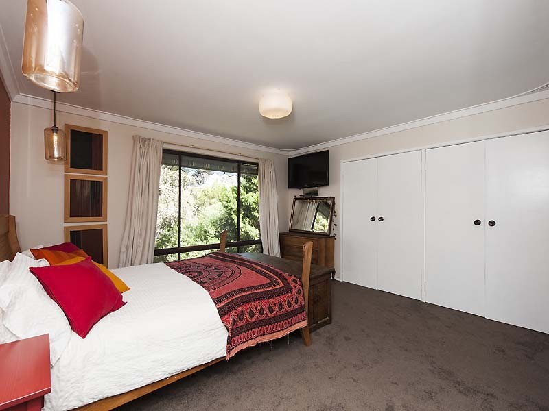 8 Ivanhoe Crescent, Falcon WA 6210