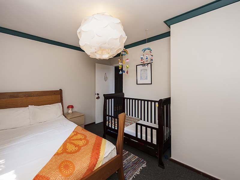 8 Ivanhoe Crescent, Falcon WA 6210